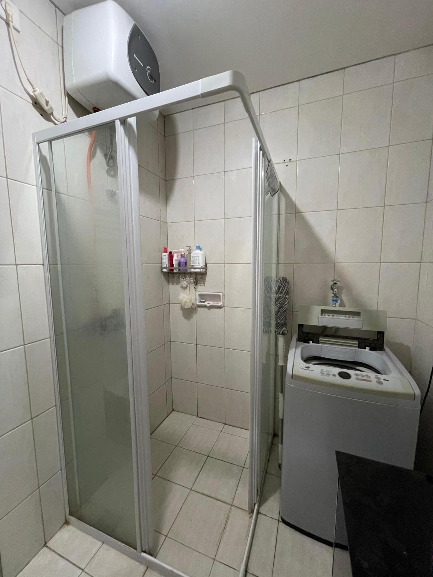 Pangsapuri 1br Thamrin Executive With Netflix, Rooftop Pool, Jacuzzi, Sauna, Gym, 5mins Walk To Grand Indonesia