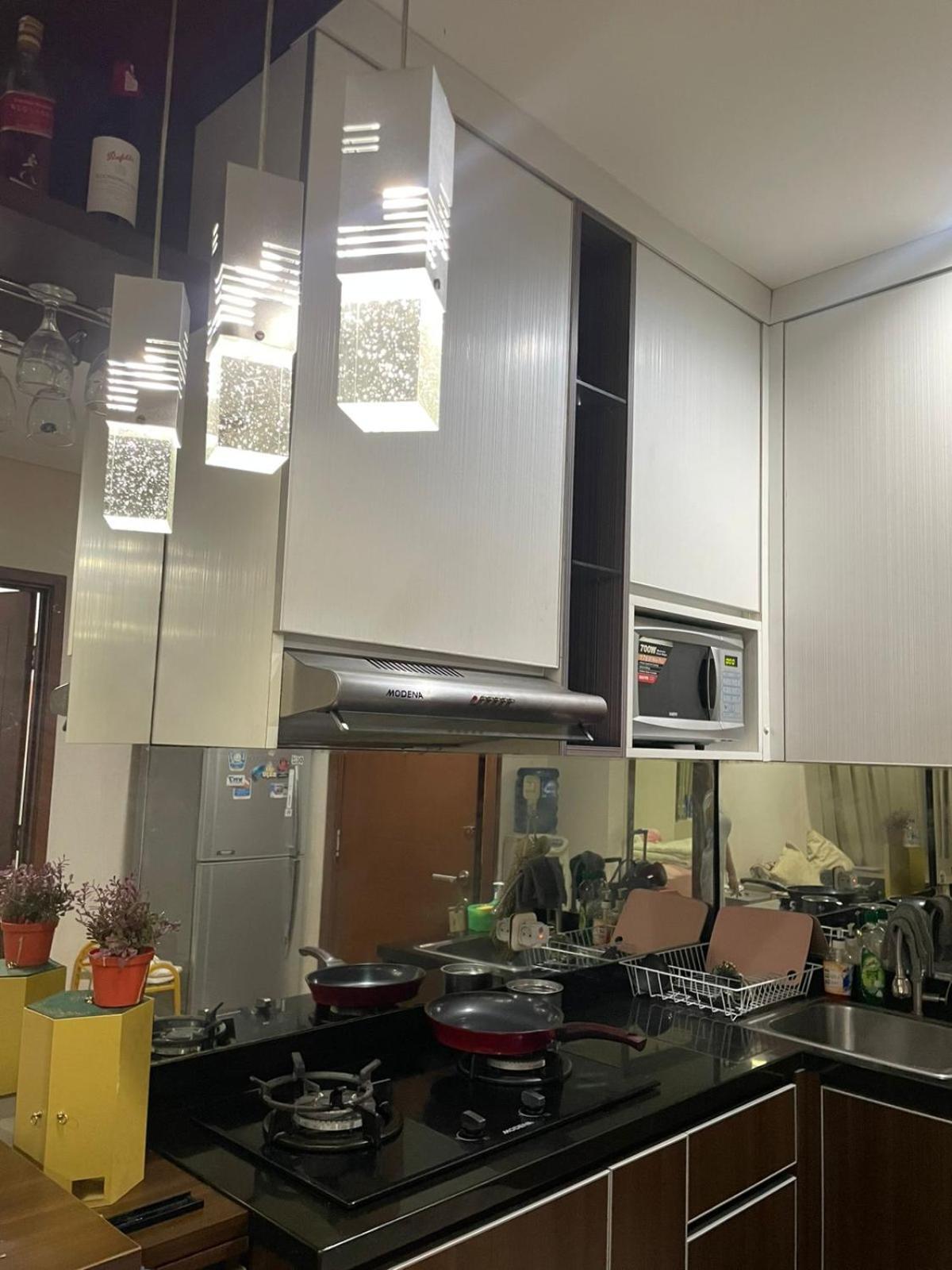 1br Thamrin Executive With Netflix, Rooftop Pool, Jacuzzi, Sauna, Gym, 5mins Walk To Grand Indonesia * Jakarta